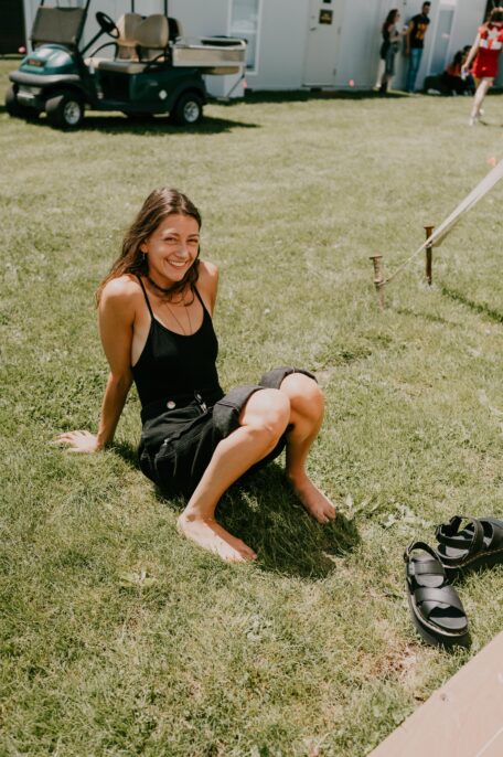 the wolff sisters backstage at boston calling music festival by boston music photographer lisa czech