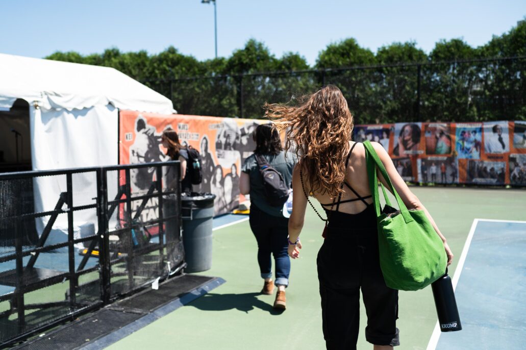 the wolff sisters backstage at boston calling music festival by boston music photographer lisa czech