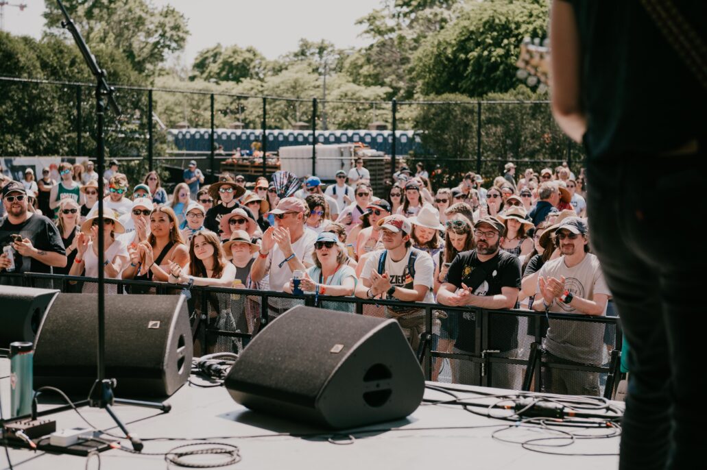 the wolff sisters backstage at boston calling music festival by boston music photographer lisa czech