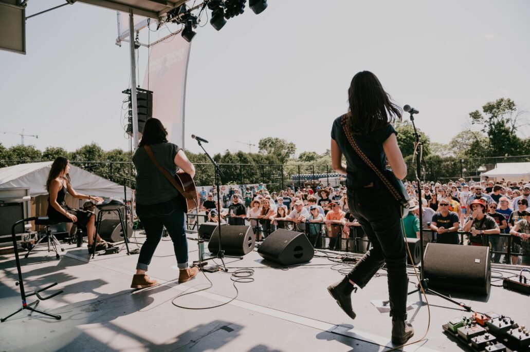 the wolff sisters backstage at boston calling music festival by boston music photographer lisa czech