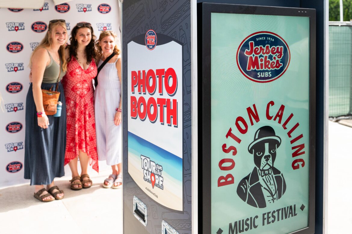 music sponsorship photography concert boston calling festival jersey mikes sub above club the castellows photo by lisa czech